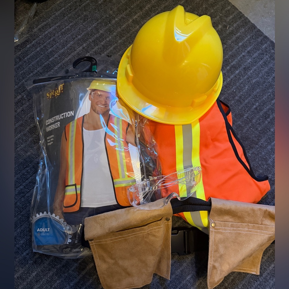 CONSTRUCTION WORKER HALLOWEEN ADULT COSTUME L/XL W/2 HATS & 2 GOOGLES BELT VEST
